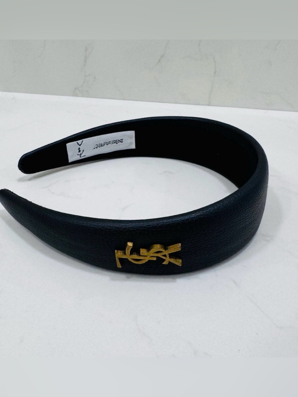 Beautiful !! Headband ,Light and Comfy!